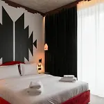 Bazaar Center فندق 4*