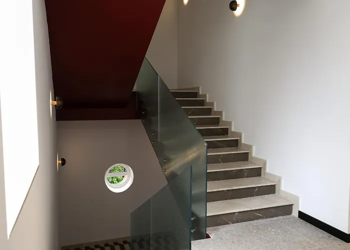 Bazaar Center 4* Tirana