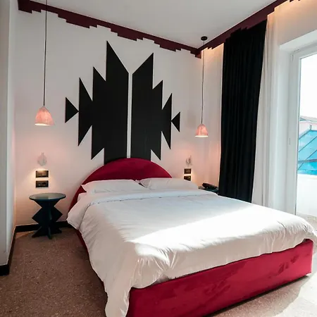 Bazaar Center Hotel
