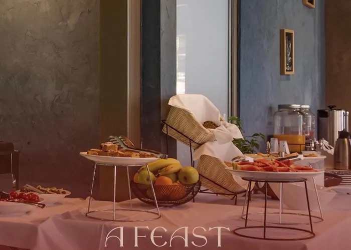 Hotel Bazaar Center Tirana